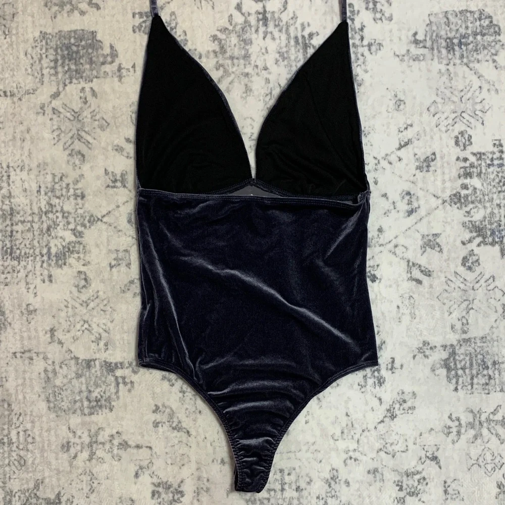 LA HEARTS Blue Velvet Halter Bodysuit XS - Picture 4 of 7